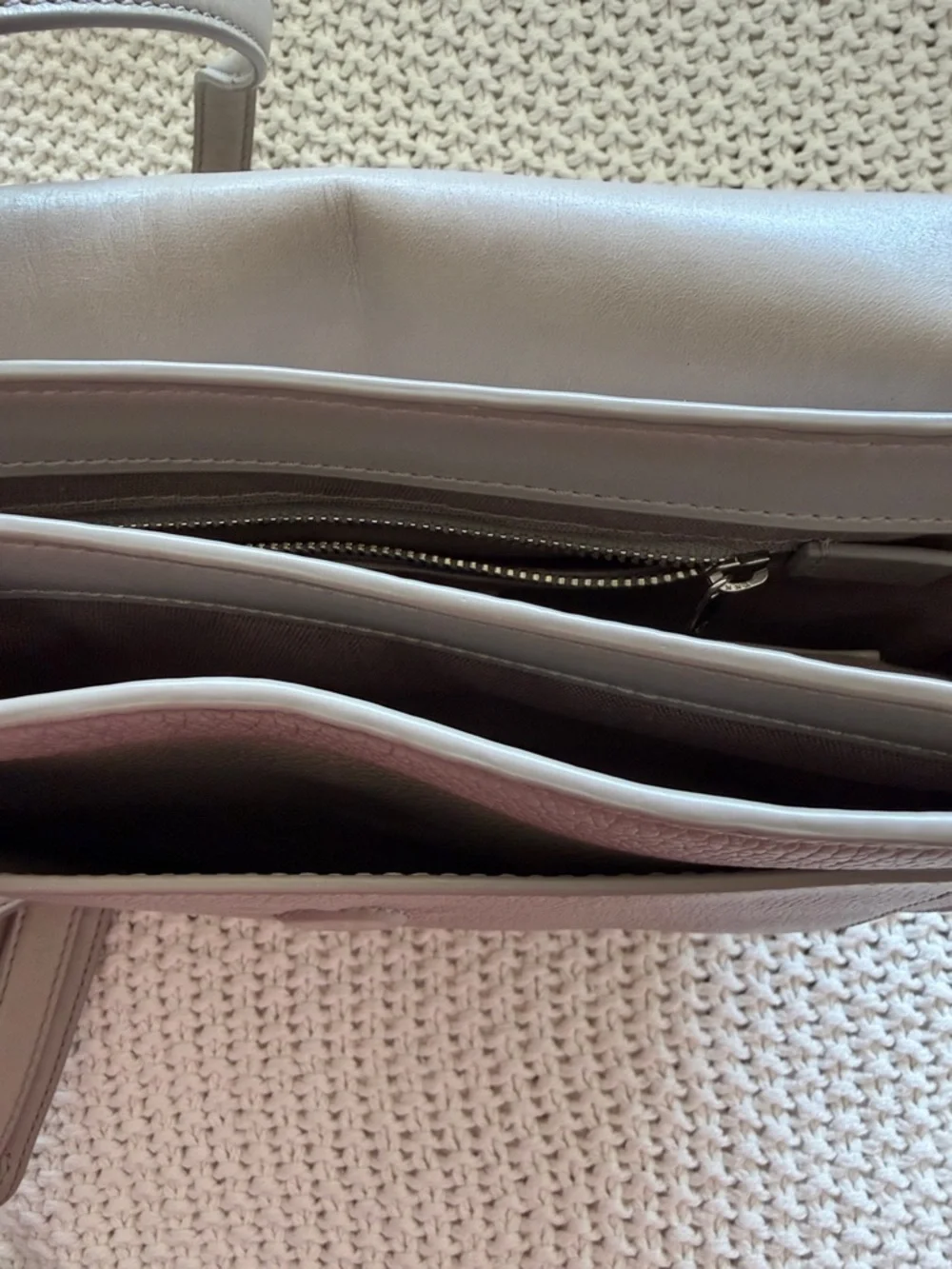 Tory Burch Pebbled Light Gray/taupe Leather Crossbody with magnetic closure
